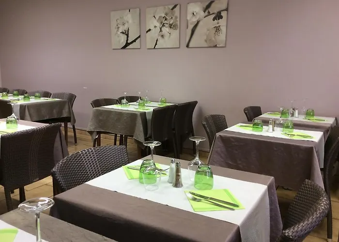 Hotel Restaurant Le Central 3*
